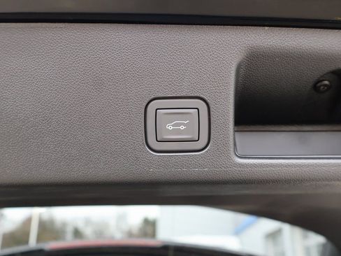 New 2026 Chevrolet Equinox EV LT image 30