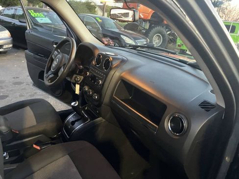 Used 2012 Jeep Patriot Sport w/ PWR Value Group AWD/4WD image 24