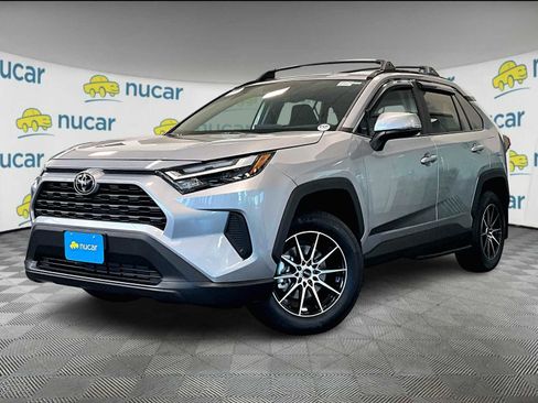 New 2025 Toyota RAV4 XLE image 4