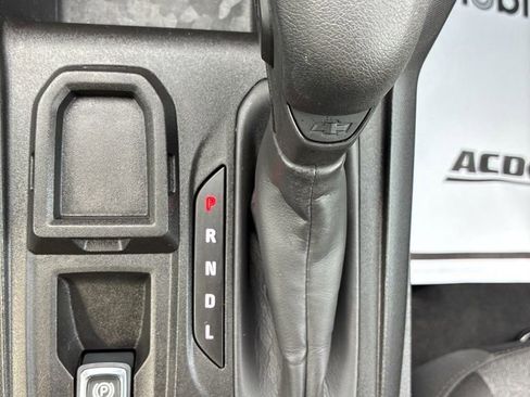 Used 2024 Chevrolet Colorado W/T RWD image 22