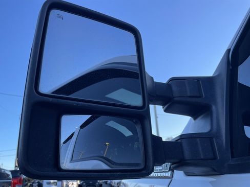 Used 2012 Ford F250 King Ranch w/ King Ranch w/Chrome Pkg image 34