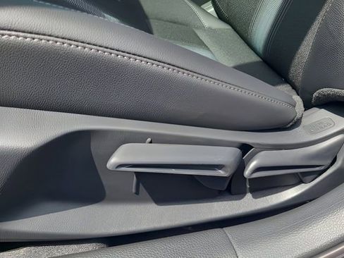 Used 2026 Honda Civic Sport image 28