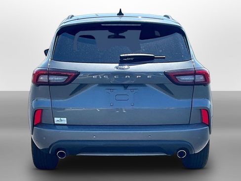 Used 2023 Ford Escape ST-Line FWD image 4
