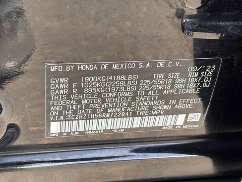 Certified 2024 Honda HR-V Sport image 36