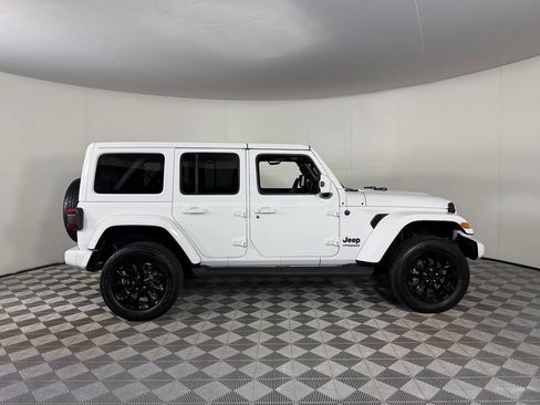 Used 2021 Jeep Wrangler Unlimited Sahara AWD/4WD image 7