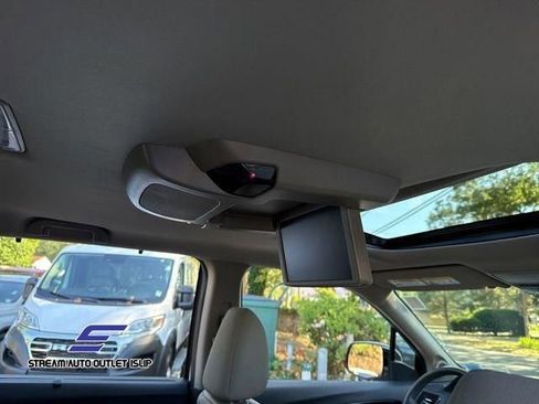 Used 2022 Honda Pilot Touring image 14