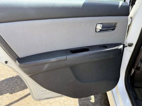 Used 2012 Nissan Sentra 2.0 SR FWD image 11