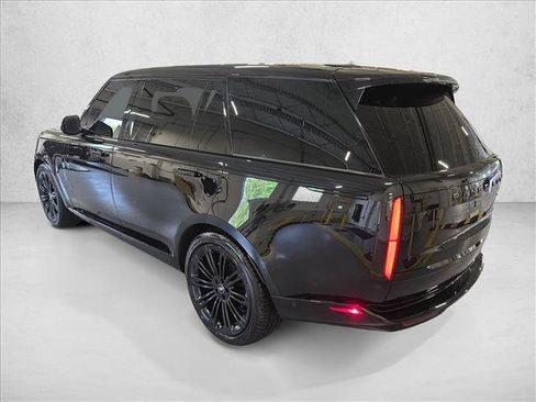Used 2023 Land Rover Range Rover Long Wheelbase SE AWD/4WD image 7