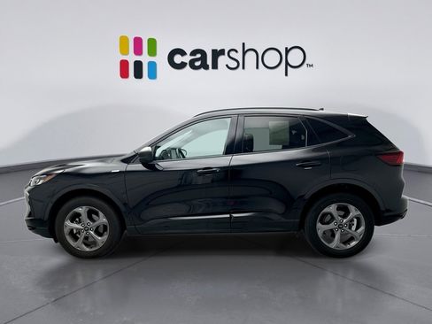 Used 2023 Ford Escape ST-Line w/ Tech Pack #1 AWD/4WD image 2