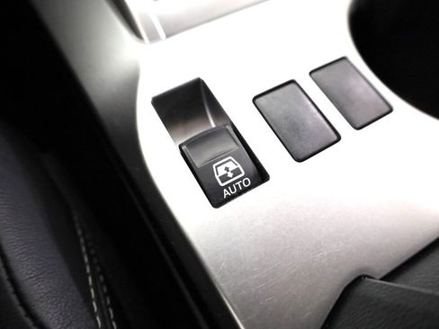 Used 2022 Toyota 4Runner Limited image 23