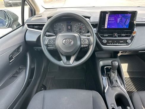 Used 2023 Toyota Corolla LE FWD image 10