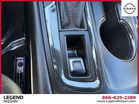 Used 2022 Chevrolet Equinox RS image 27