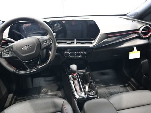 New 2026 Chevrolet Trax RS w/ Sunroof Package image 11