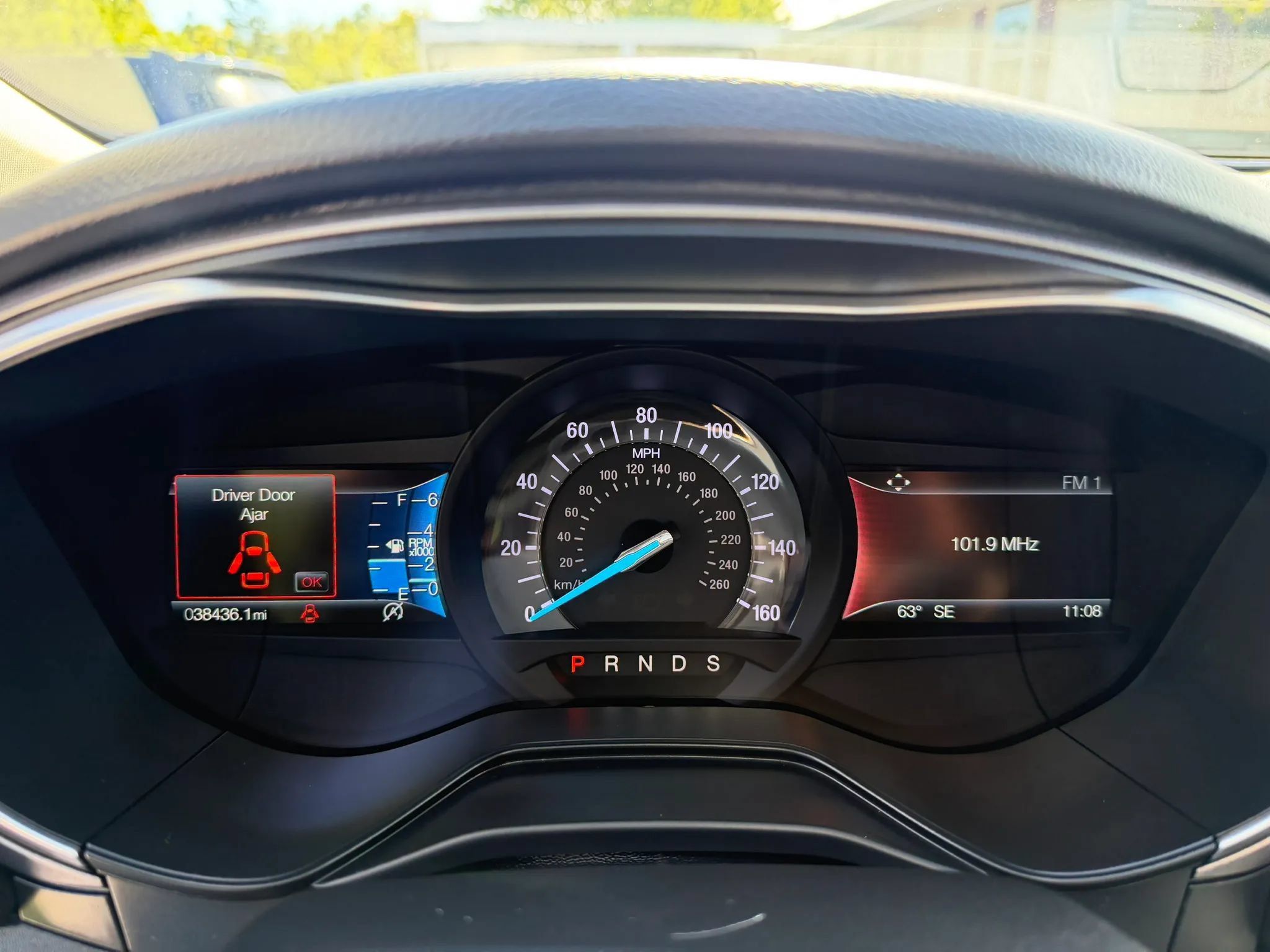 Used 2019 Ford Fusion SE FWD image 21