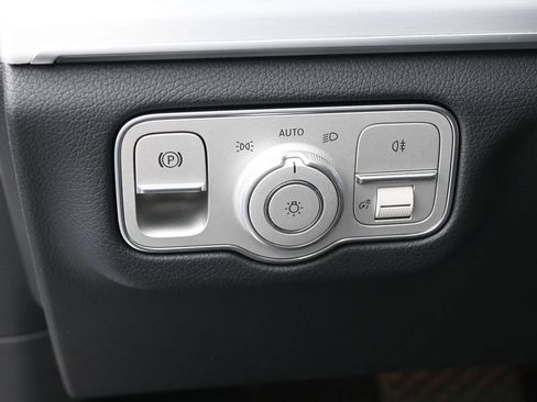 Used 2026 Mercedes-Benz GLE 350 4MATIC image 17