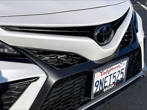 Used 2022 Toyota Camry XSE image 29