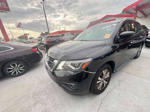 Used 2020 Nissan Pathfinder SL FWD image 7
