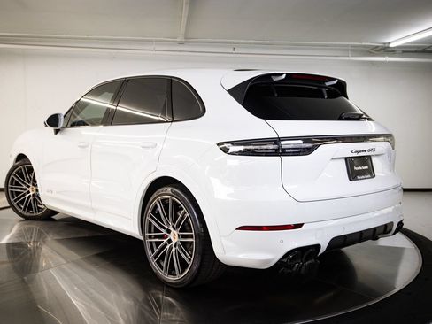 Certified 2023 Porsche Cayenne GTS AWD/4WD image 2