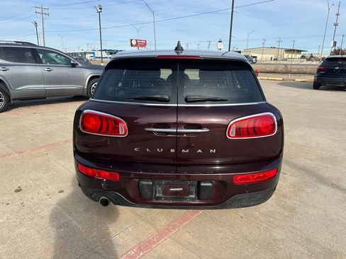 Used 2018 MINI Cooper Clubman w/ Cold Weather Package image 13