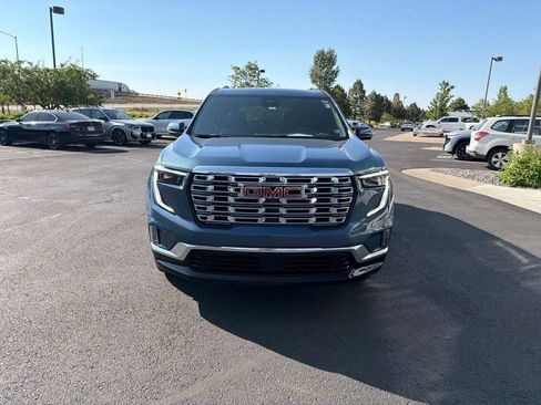Used 2024 GMC Acadia Denali AWD/4WD image 8