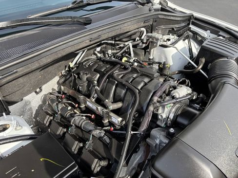 Used 2025 Dodge Durango R/T AWD/4WD image 15