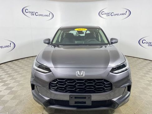 Used 2025 Honda HR-V LX image 2