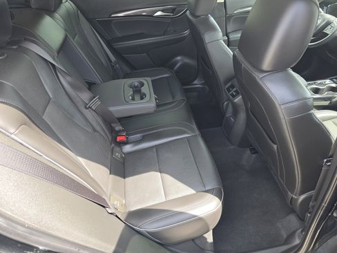 Used 2023 Buick Envision Essence image 24