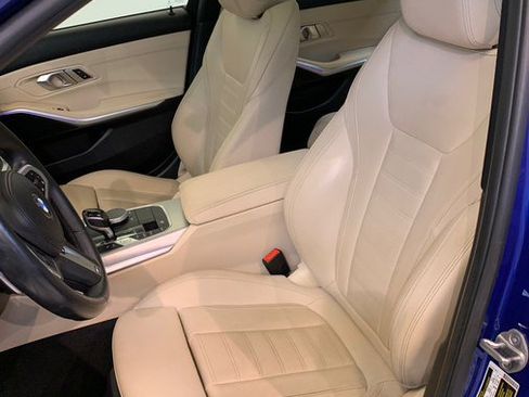 Used 2021 BMW 330i xDrive Sedan w/ M Sport Package AWD/4WD image 16