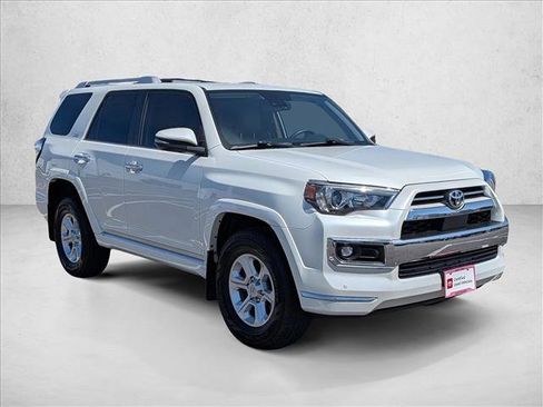 Certified 2021 Toyota 4Runner Limited AWD/4WD image 3
