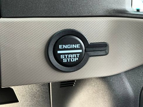 Used 2024 Ford Bronco Wildtrak AWD/4WD image 39