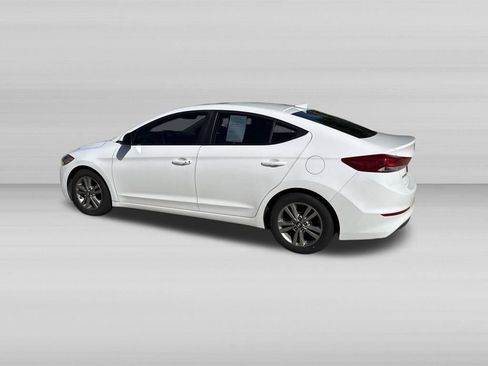 Used 2017 Hyundai Elantra Value Edition FWD image 8