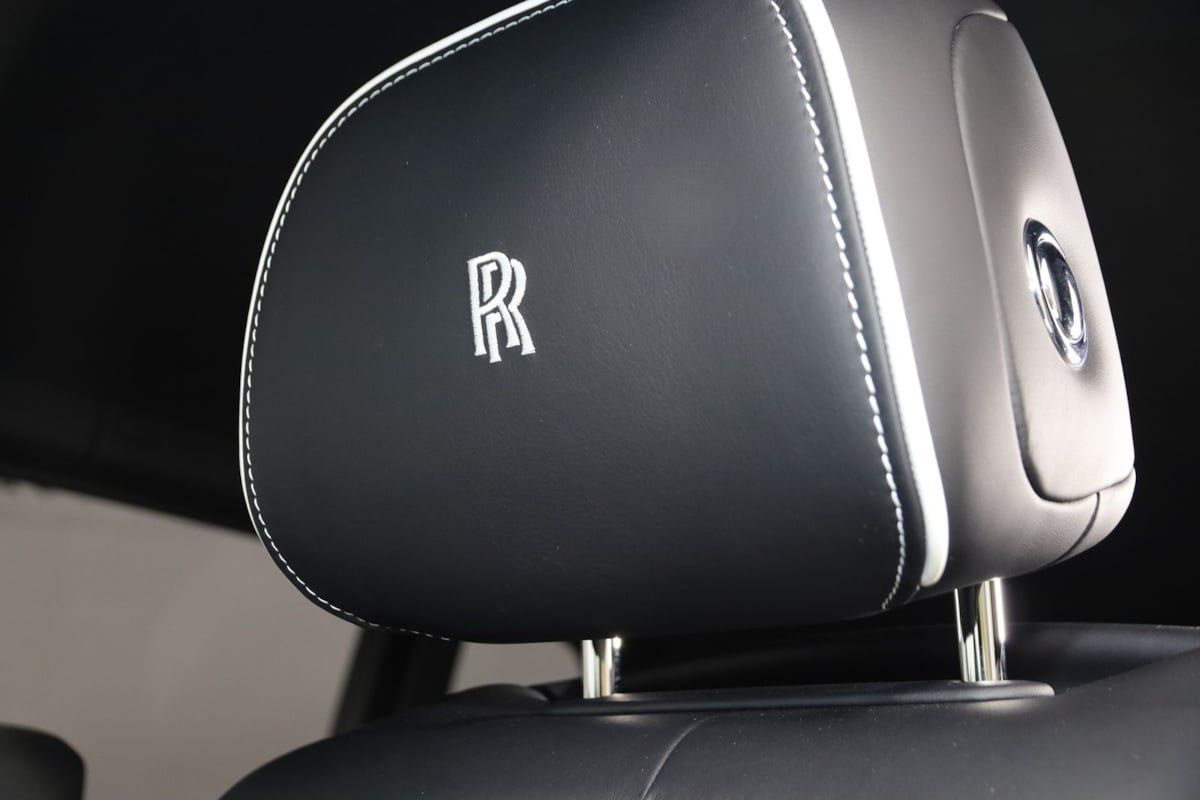 Used 2024 Rolls-Royce Cullinan Black Badge AWD/4WD image 47