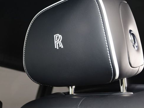 Used 2024 Rolls-Royce Cullinan Black Badge image 47