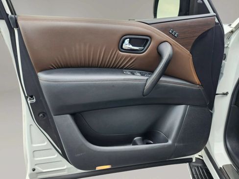 Used 2019 Nissan Armada Platinum AWD/4WD image 12