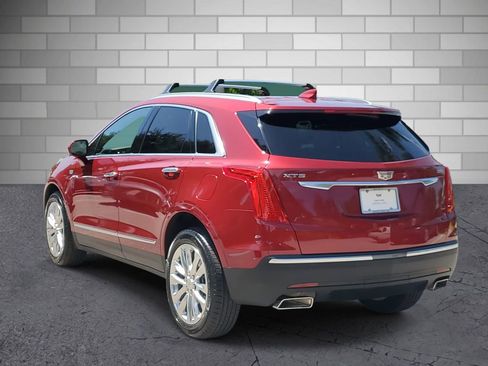 Used 2019 Cadillac XT5 Luxury image 3