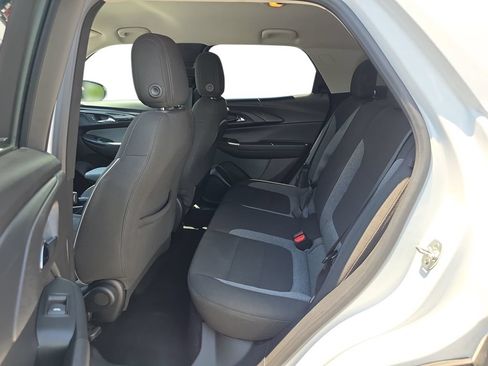 Used 2025 Chevrolet TrailBlazer LT FWD image 14