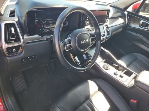 Used 2023 Kia Sorento EX image 9