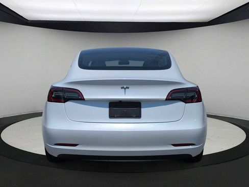 Used 2023 Tesla Model 3 Standard Range RWD image 7