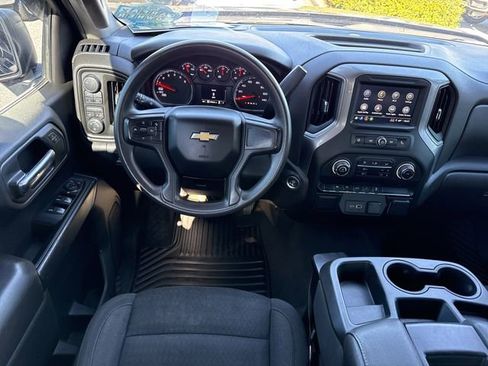 Used 2023 Chevrolet Silverado 1500 Custom image 12