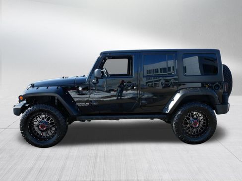 Used 2016 Jeep Wrangler Unlimited Sahara w/ Connectivity Group image 4