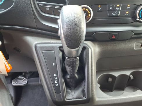 Used 2023 Ford Transit 250 Low Roof AWD image 12