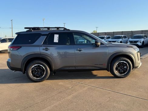 New 2026 Nissan Pathfinder Rock Creek w/ Rock Creek Premium Package AWD/4WD image 5