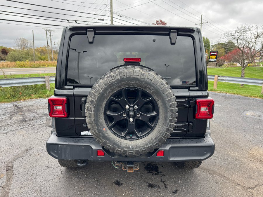 Used 2019 Jeep Wrangler Unlimited Sahara w/ Quick Order Package 24M Moab AWD/4WD image 4