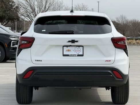 New 2026 Chevrolet Trax RS w/ Driver Confidence Package image 5