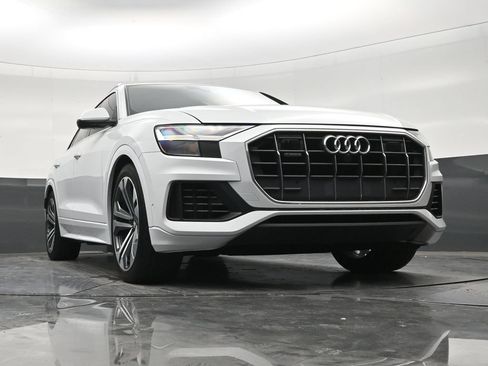 Used 2019 Audi Q8 Premium Plus w/ Premium Plus AWD/4WD image 26