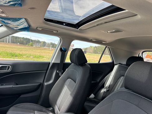 New 2026 Hyundai Venue SEL FWD image 34