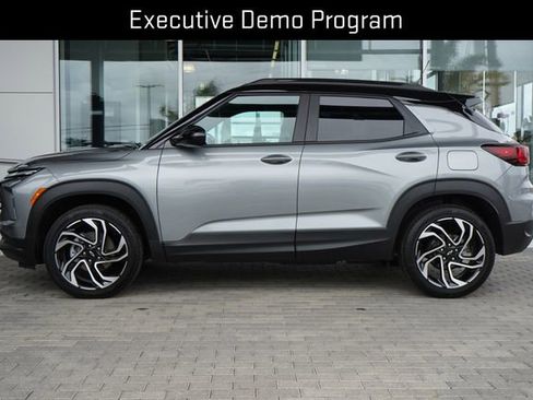 Used 2026 Chevrolet TrailBlazer RS w/ Convenience Package AWD/4WD image 5