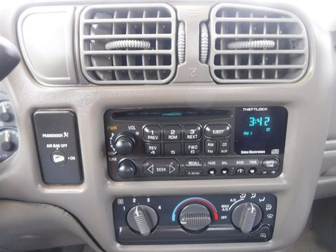 Used 1999 GMC Sonoma SLS w/ Convenience Group image 34