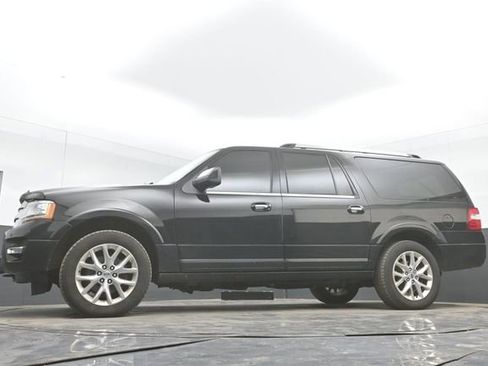 Used 2017 Ford Expedition EL Limited w/ Equipment Group 301A AWD/4WD image 30