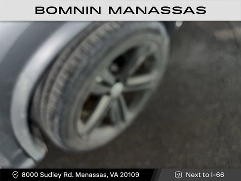 Used 2016 Volkswagen Tiguan R-Line image 5